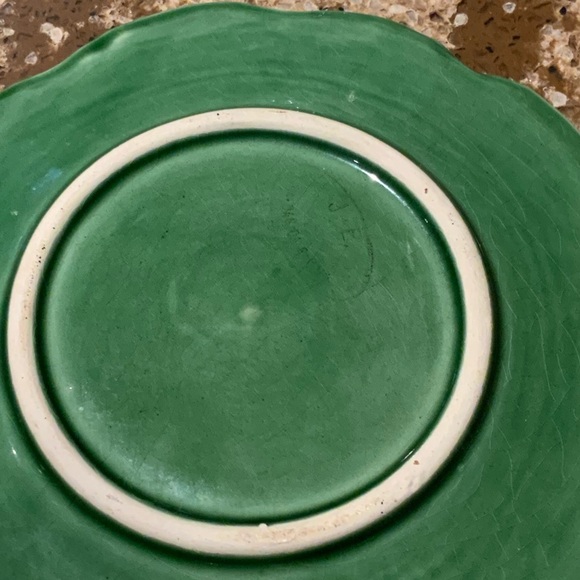 Small Vintage Cabbage shaped Tureen - Picture 5 of 16